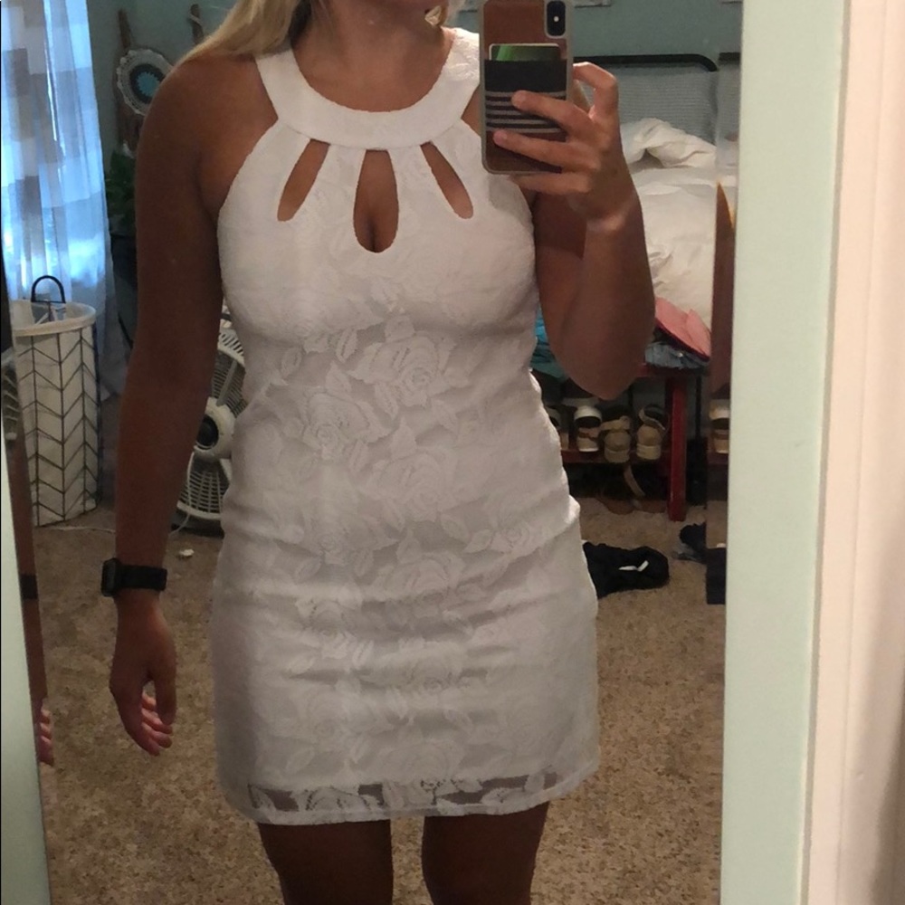 white lace dress